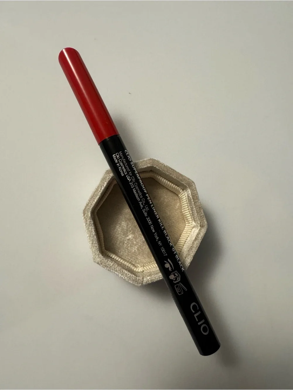 Clio Superproof Pen Liner in Shade 01 Black Kill Black Korean Beauty
